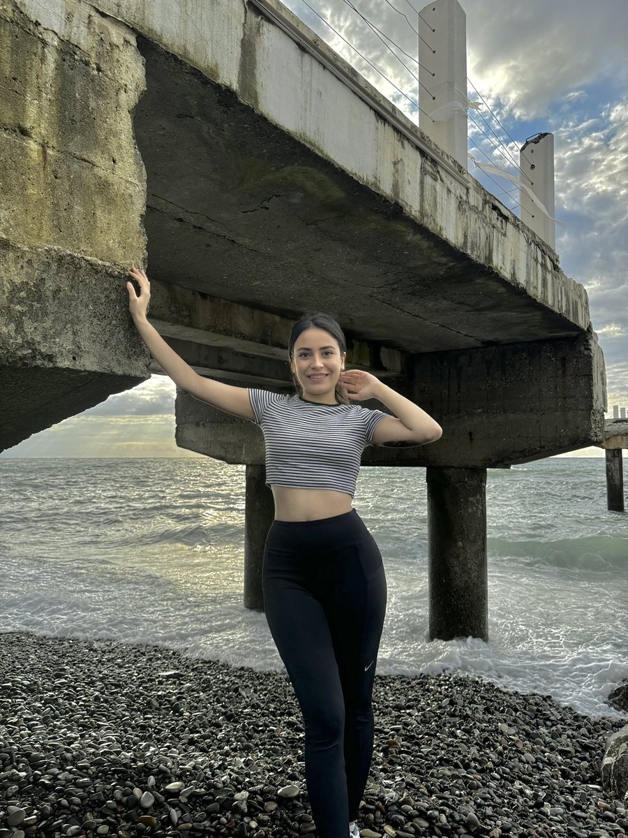 Beyhanlı Özgür Kadın Bayan Escort Zümra