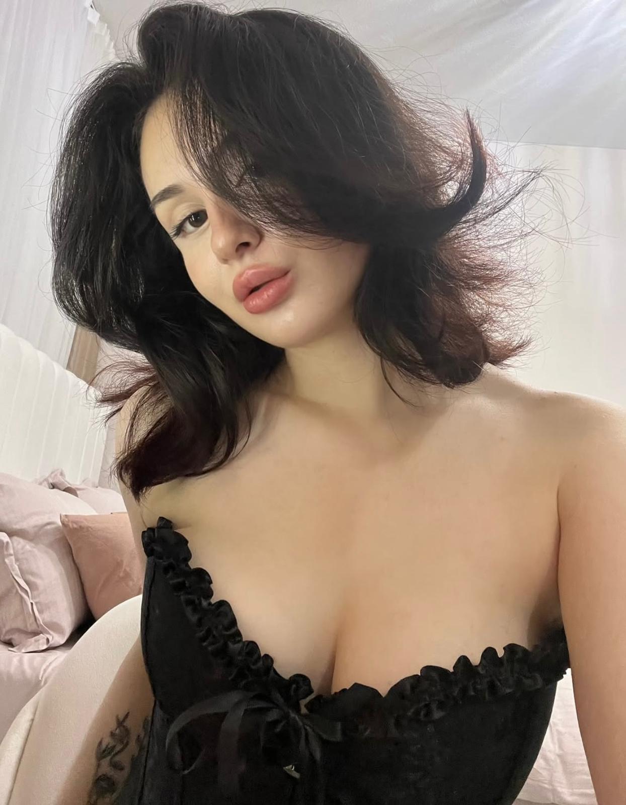 Redifler Sakso Uzmanı Bayan Bayan Escort Alvira